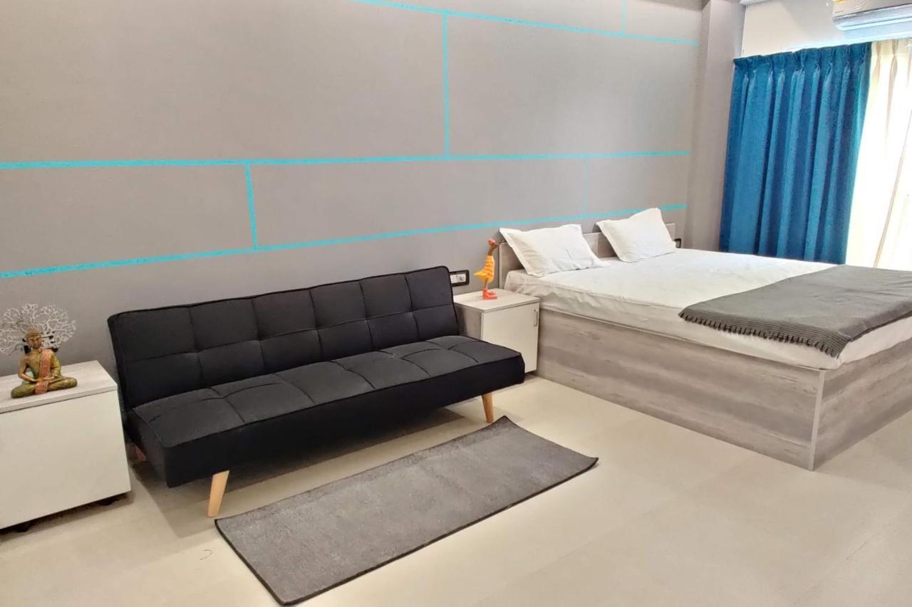 Restel Studio Flats ハイデラバード エクステリア 写真